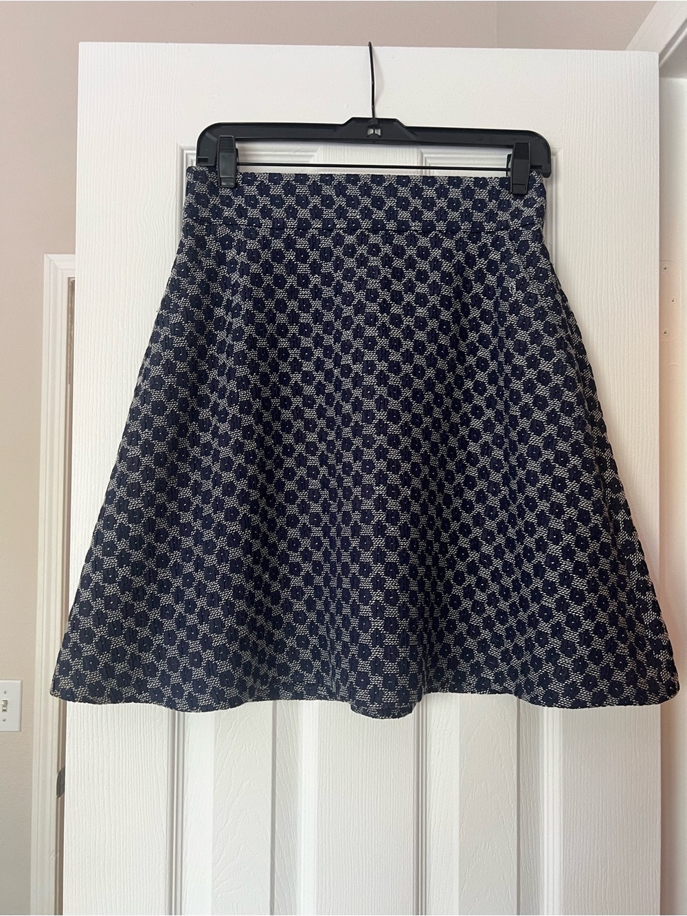 Ann Taylor Navy and White flower print skirt